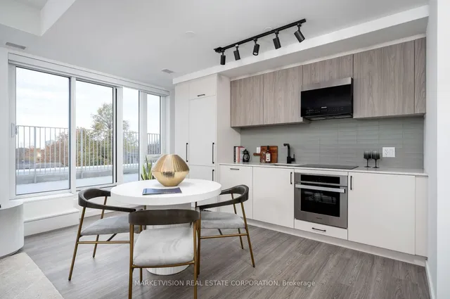 Additional image 4 of 689 The Queensway N/A Unit 307