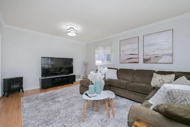 Additional image 20 of 41 Buttercup Lane