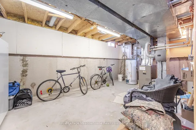 Additional image 44 of 515 Clover Park Cres