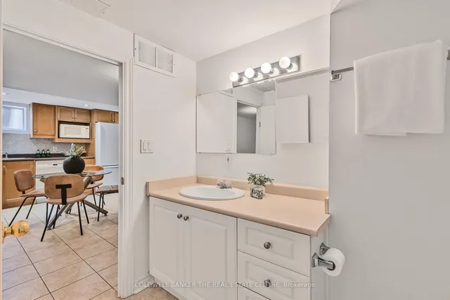 Additional image 18 of 2 Ghent Crt