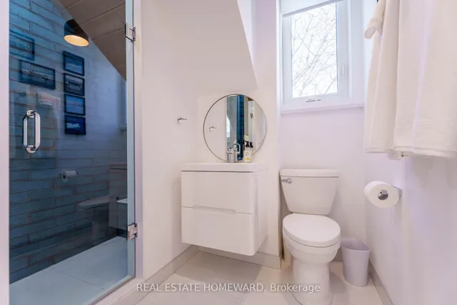 Additional image 31 of 98 Edwin Ave