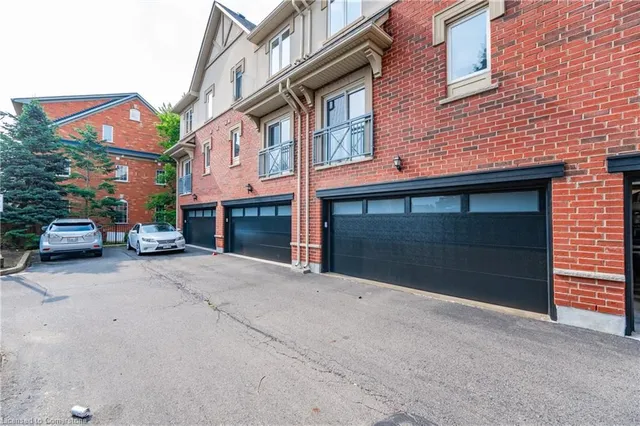 Additional image 33 of 47 Glenashton Dr