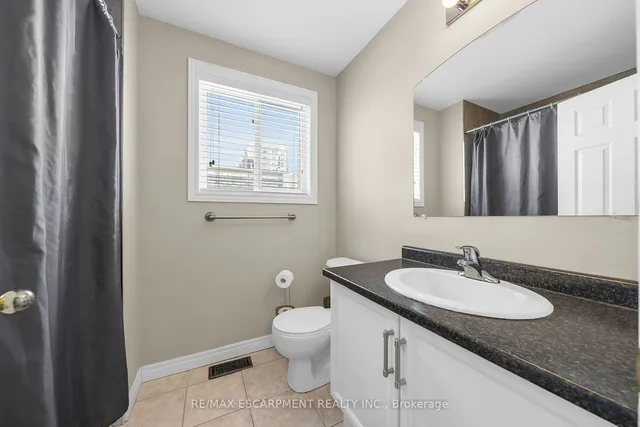 Additional image 24 of 8 Knowles St