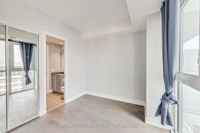 Additional image 17 of 7 Grenville St Unit 4705