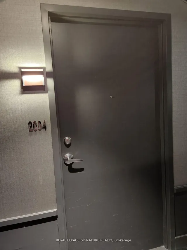 297 Oakwalk Dr Unit 2004