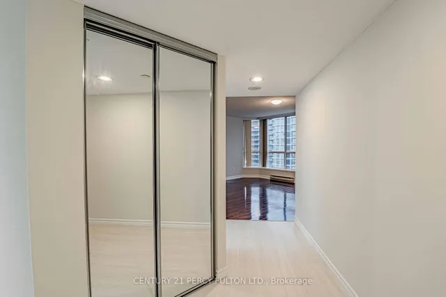 Additional image 9 of 38 Elm St Unit 2710