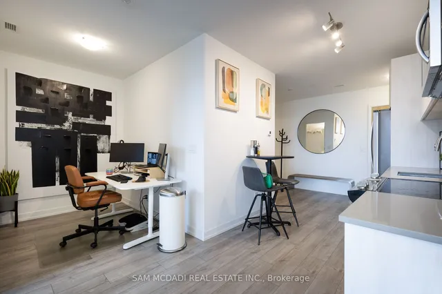 Additional image 9 of 3100 Keele St Unit 314