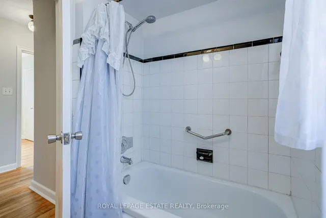 Additional image 14 of 38 Brawley Ave