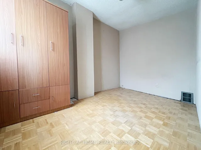 Additional image 6 of 1313 Gerrard St