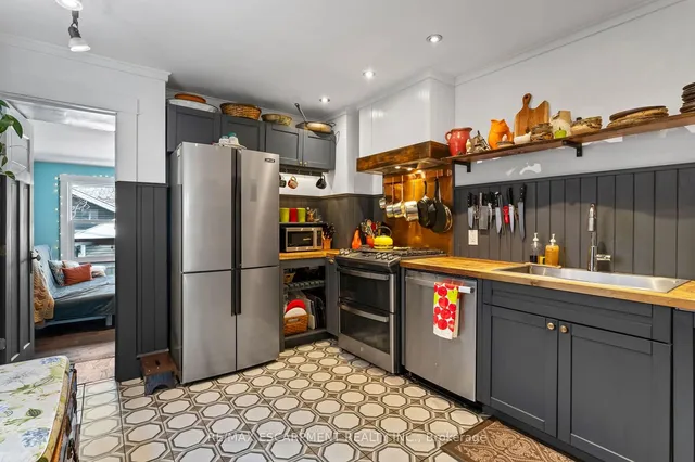 Additional image 16 of 54 Emerald St