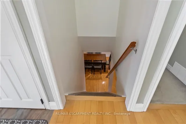 Additional image 24 of 1257 Hillview Cres