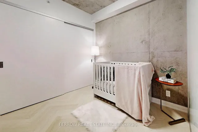 Additional image 19 of 39 Brant St Unit 415