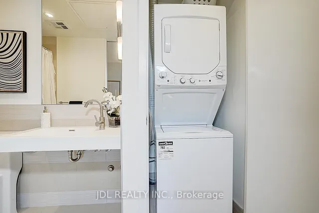 Additional image 13 of 390 CHERRY St Unit 1506