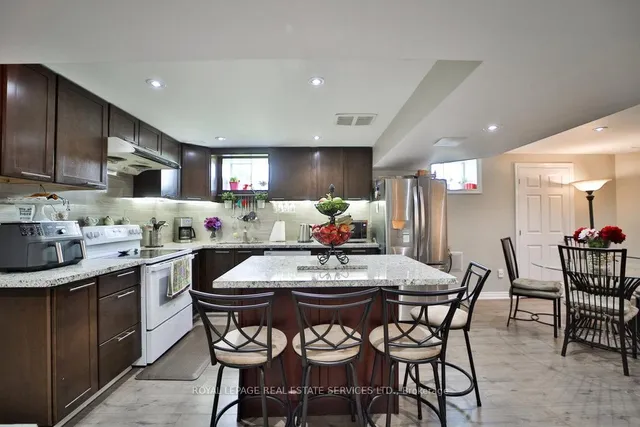 Additional image 32 of 44 Game Creek Cres