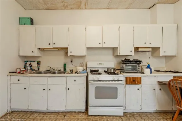 Additional image 19 of 227 Wellington St