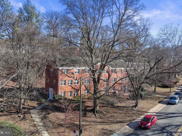 3327 Valley Dr #702, Alexandria, VA 22302