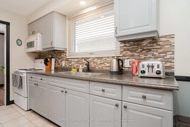 Additional image 18 of 202 ARCHDEKIN Dr