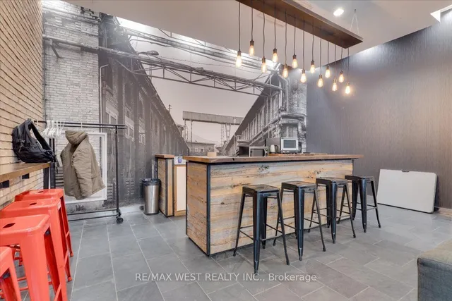 Additional image 14 of 59 East LIberty St Unit 2302