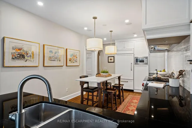 Additional image 23 of 5 Mayfair Pl
