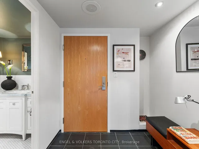 Additional image 33 of 35 Church St Unit 811