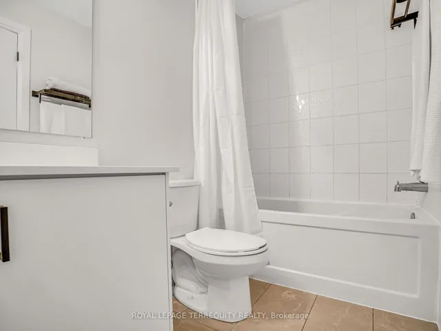 Additional image 15 of 715 Lawrence Ave Unit 23