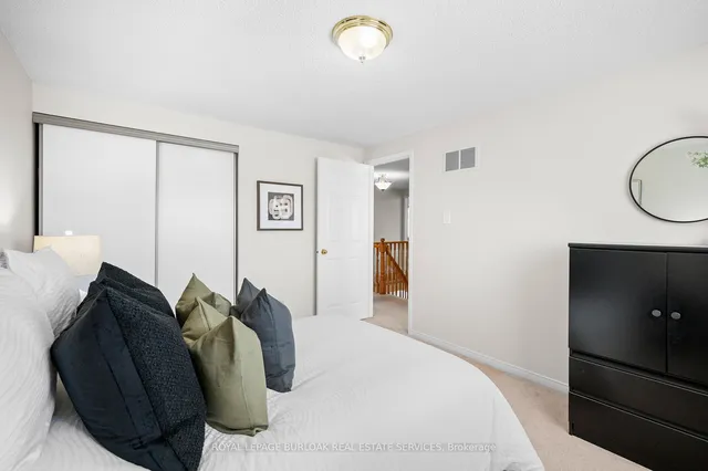 Additional image 26 of 3264 Mead Cres