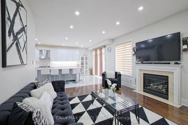 Additional image 13 of 60 Vanwood Cres