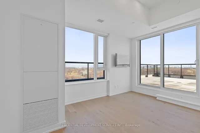 Additional image 8 of 3100 Keele St Unit 1216