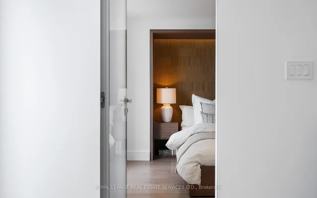 Additional image 41 of 80 Cumberland St Unit PH1903