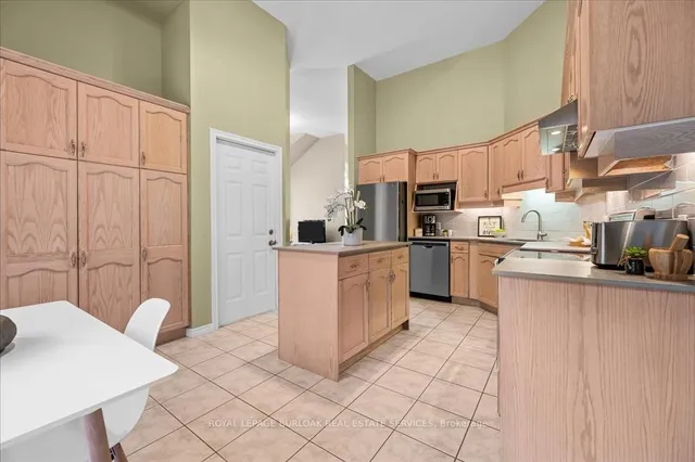 Additional image 10 of 4104 Bianca Forest Dr