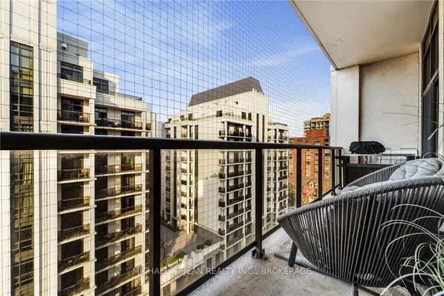 Additional image 33 of 90 Charlton Ave Unit 801