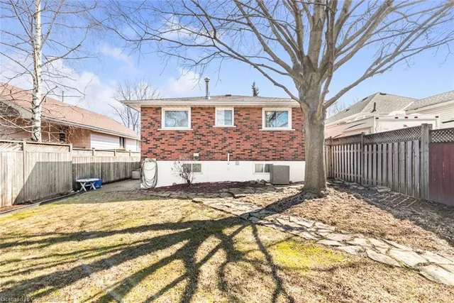 Additional image 36 of 176 Walter Ave