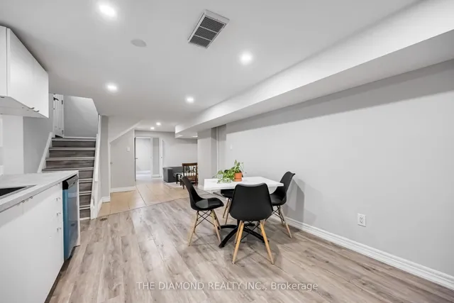 Additional image 34 of 21 Gracefield Ave