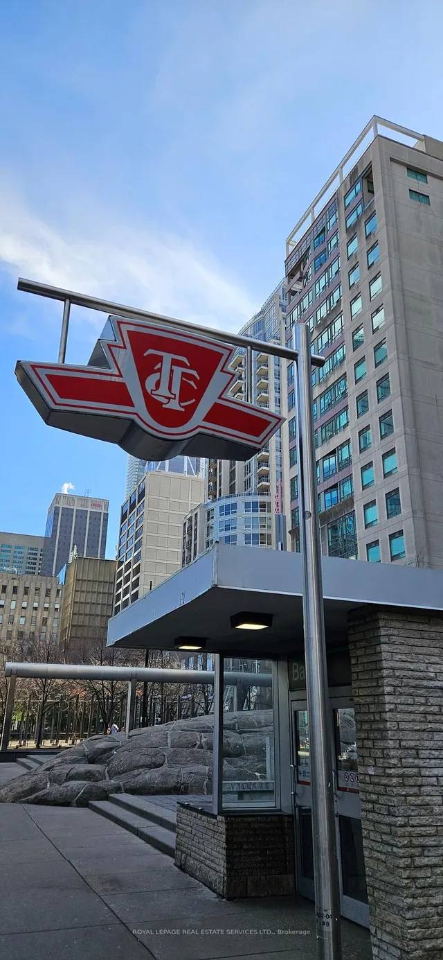 Additional image 26 of 102 Bloor St Unit 306