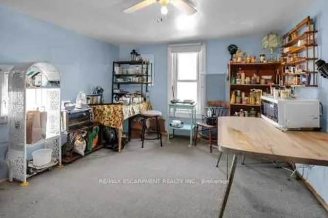 Additional image 18 of 1047 Ridge Rd