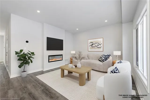 Additional image 11 of 205 Thames Way Unit 22