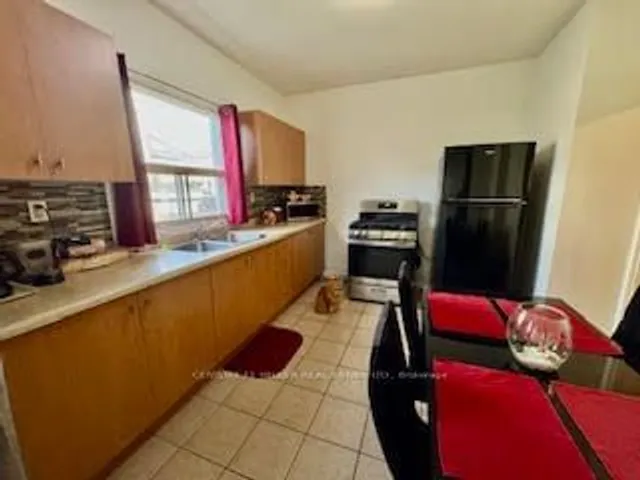 Additional image 5 of 21 Minto Ave