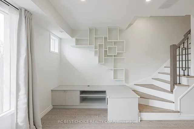Additional image 6 of 10 Merchant Lane Unit 233