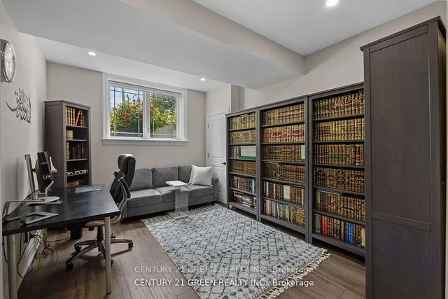 Additional image 28 of 679 Hiawatha Blvd