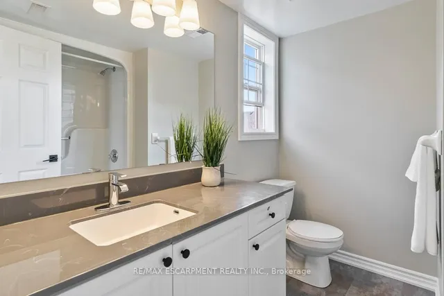 Additional image 16 of 1830 WALKERS Line Unit 301