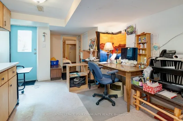 Additional image 21 of 356 Dupont St