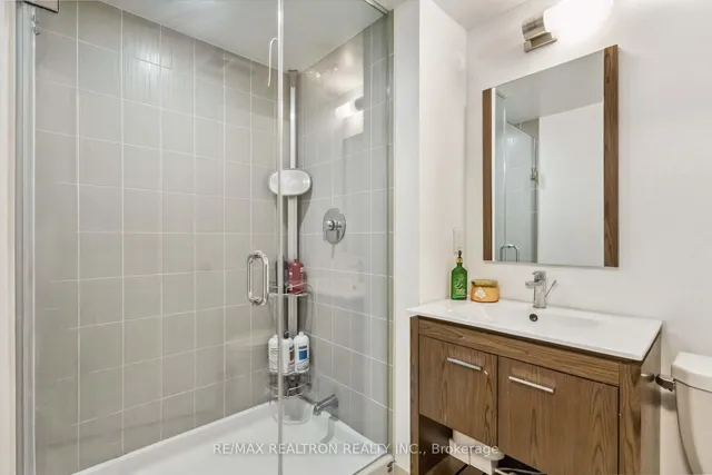 Additional image 32 of 30 Meadowglen Pl Unit 1905