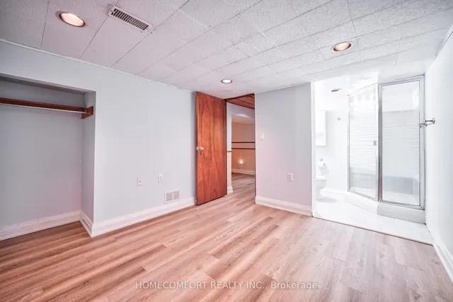 Additional image 42 of 30 Balaclava Dr