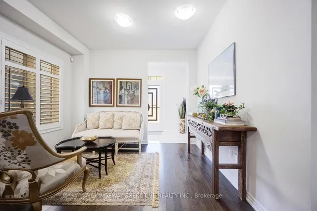 Additional image 6 of 12 ACTION Dr