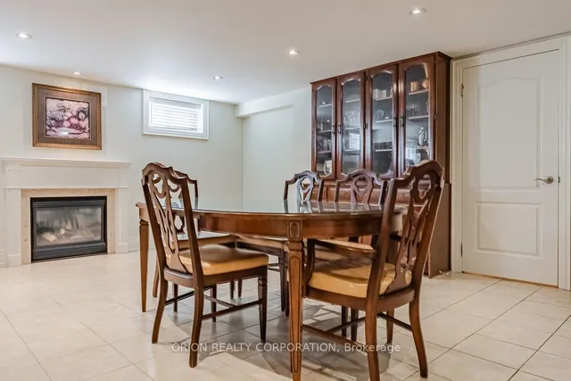 Additional image 25 of 293 La Rose Ave