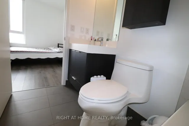 Additional image 14 of 3100 Keele St Unit 612