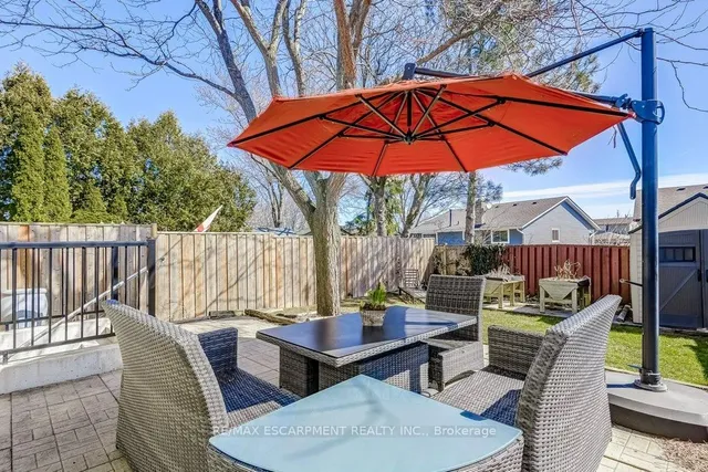 Additional image 25 of 2352 MALCOLM Cres