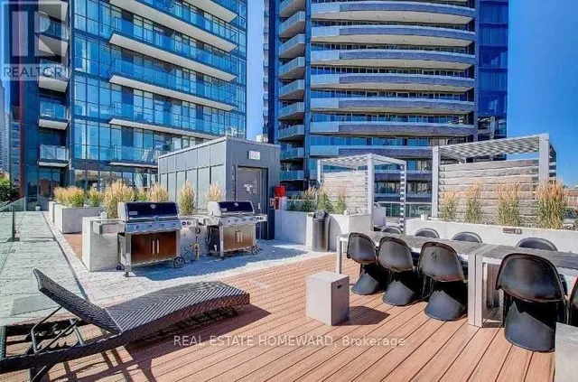 Additional image 21 of 32 Davenport Rd Unit 1401