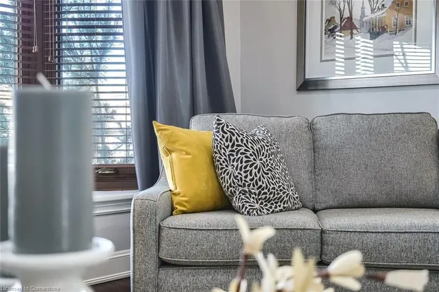 Additional image 6 of 41 Felker Cres