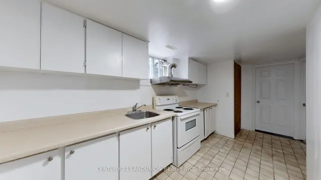 Additional image 30 of 343 Kipling Ave